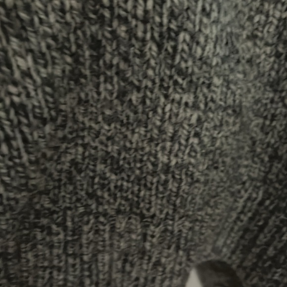 L. L. Bean Men’s 100% lambswool tweed  sweater XL. Excellent condition. - Picture 6 of 6